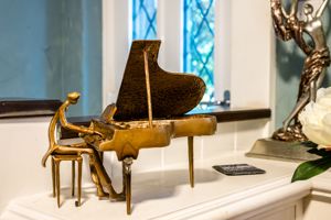 Photo 5- click for photo gallery